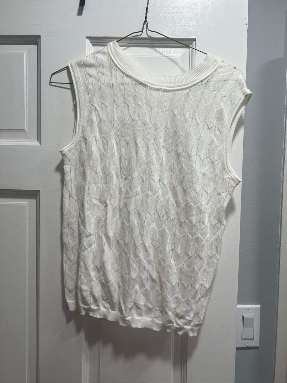 Current Air White Textured Knit Sleeveless Tank